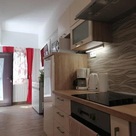 Апартаменты By The Sea Okrug Gornji, Ciovo - 25387 *