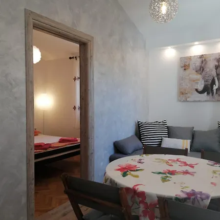 Апартаменты By The Sea Okrug Gornji, Ciovo - 25387 *